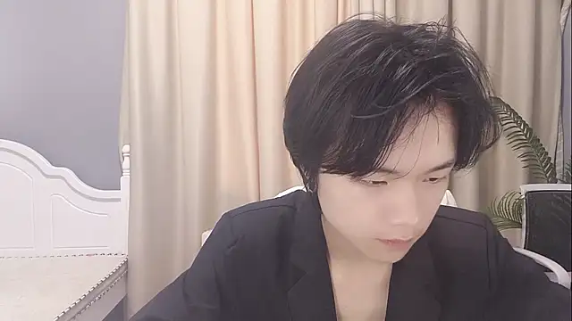 xlx-111 (M young) - 脱一件衣服