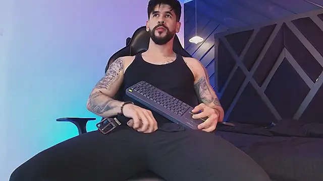 petesevans - Petesevans's free webcam - UK Sex Cams