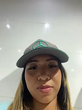 laila_ls - Laila_LS's free webcam