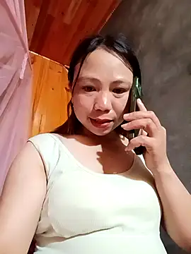 pretty_girl_2 - Pretty_girl_2's free webcam - UK Sex Cams