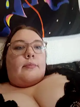 sexycurvyemilyy (G young) - Pussy out 3 min💜