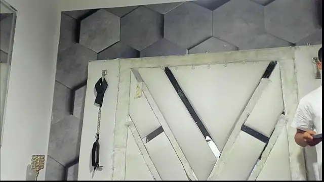 JamesAndHannah webcam