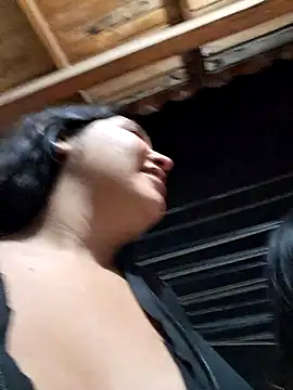 royalgirls_x from StripChat is Freechat