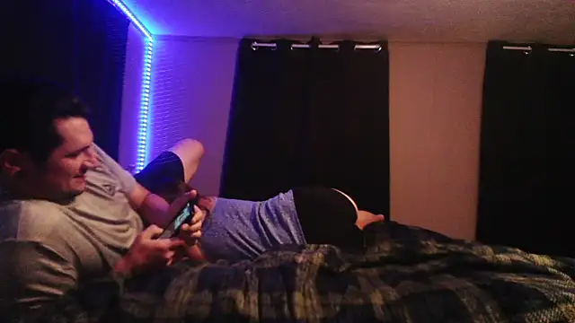 DaddysWetMouth webcam