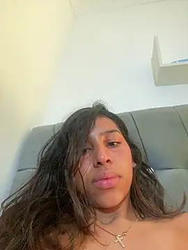 Webcam Model (THALIA_EF)  is live.Free join now!