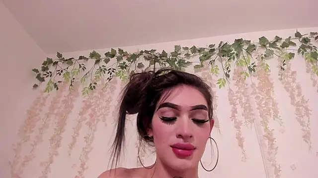 lizz_lunna live sex cam