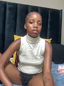 littlebunny33 - Littlebunny33's free webcam - UK Sex Cams