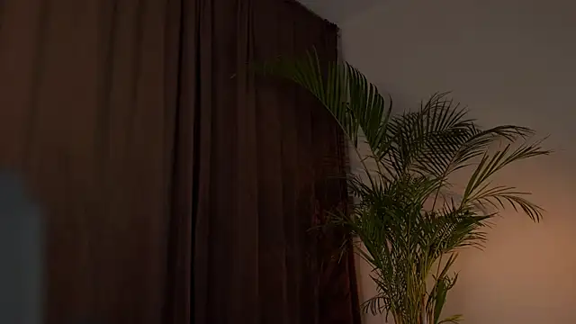 hotexclusive_ - Hotexclusive_'s free webcam - UK Sex Cams