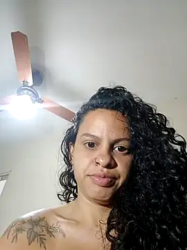 MariahhMorenahh live sex cam