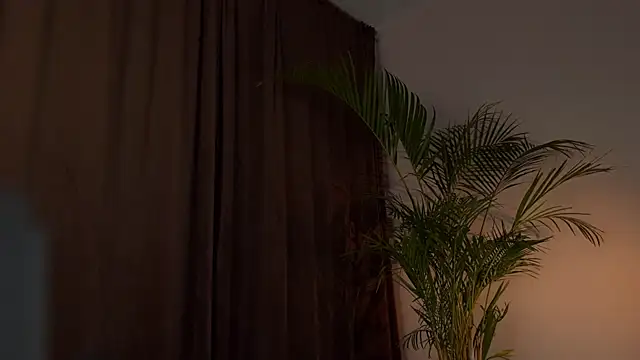 hotexclusive_ - Hotexclusive_'s free webcam - UK Sex Cams