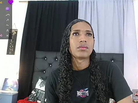 mia_coock - Mia_Coock's free webcam - UK Sex Cams