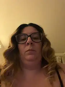 jasmineglow7 - JasmineGlow7's free webcam - UK Sex Cams