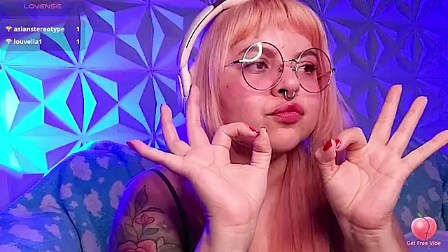 satyn_doll - Satyn_doll's free webcam - UK Sex Cams