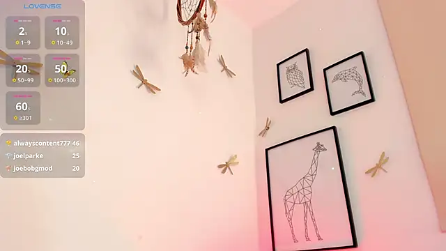 princessluna_19 - Princessluna_19's free webcam - UK Sex Cams