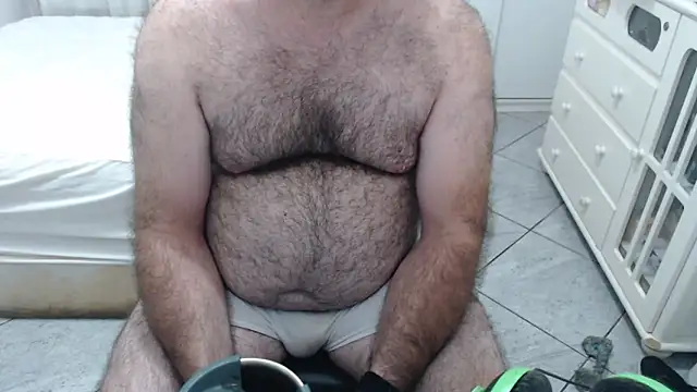 mysterbearmg (Ask my age) - CUM IN GOAL - Add Inst - Mysterbearmg