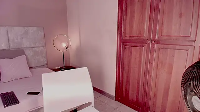 zamira_taylor - Zamira_Taylor's free webcam - UK Sex Cams