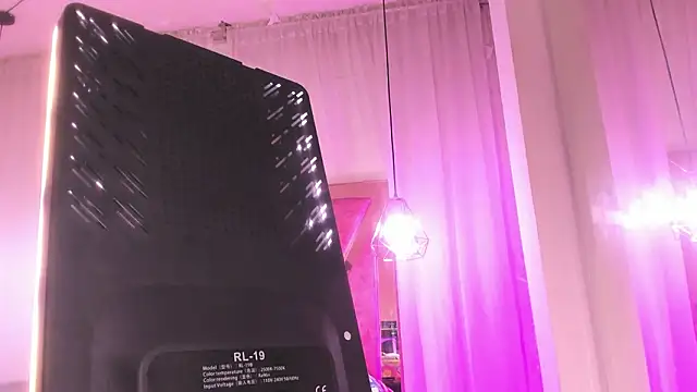 shantal_cooper_ - Shantal_cooper_'s free webcam - UK Sex Cams