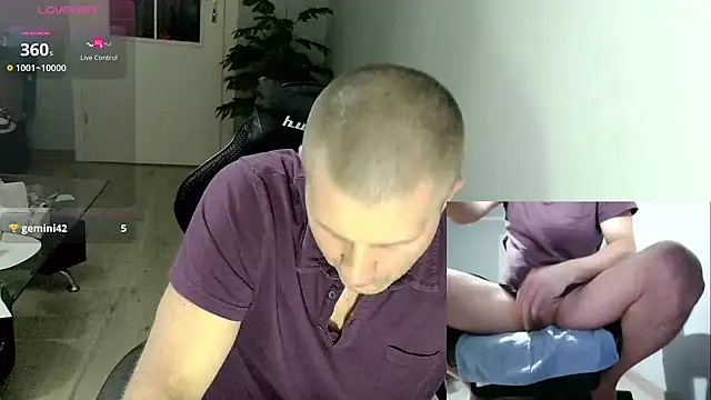 succubus5879 - Succubus5879's free webcam - UK Sex Cams