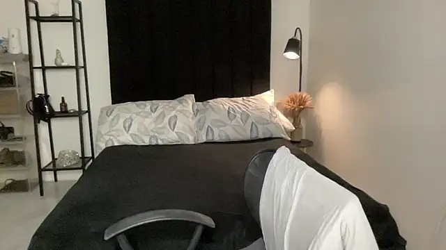 your_bianca69 - Your_bianca69's free webcam - UK Sex Cams