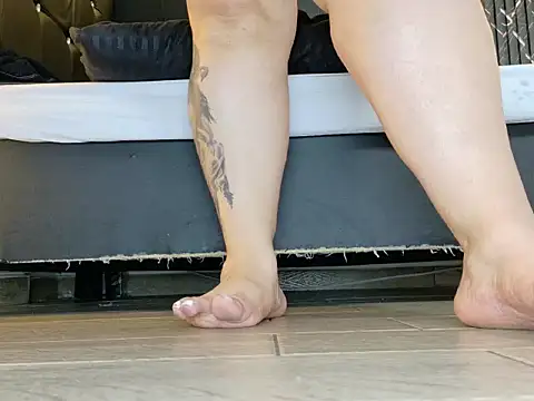 witch_scarlet - Witch_Scarlet's free webcam - UK Sex Cams