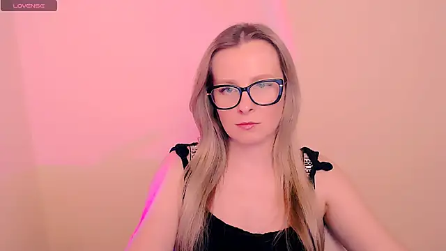 annepeach - AnnePeach's free webcam - UK Sex Cams