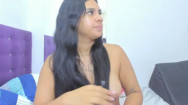 madelinesquirt - Madelinesquirt's free webcam - UK Sex Cams