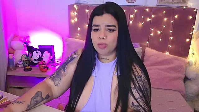 miahjoness - MiahJoness's free webcam - UK Sex Cams