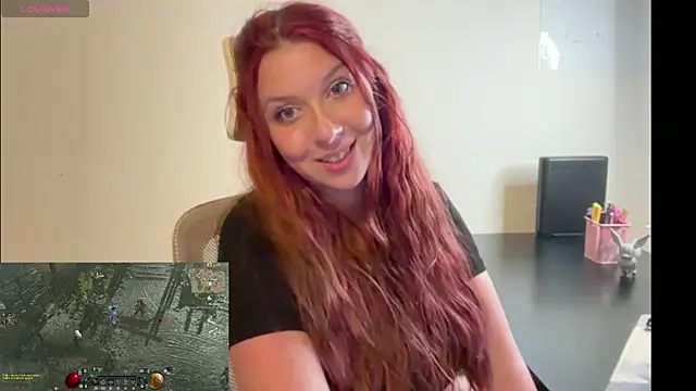 AustrianGirl99AtWork webcam