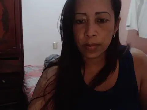 emylyymature - Emylyymature's free webcam - UK Sex Cams