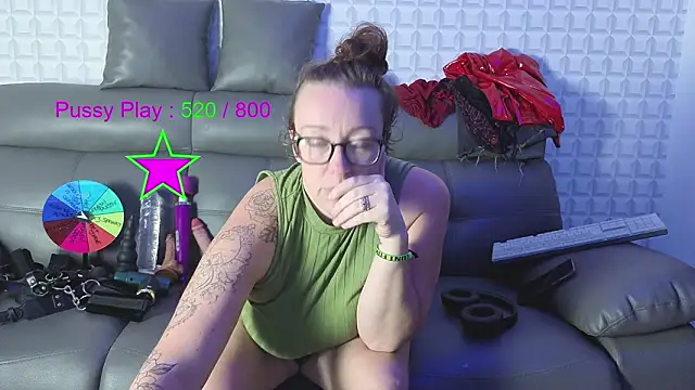 jadestaruk (F young) - See Goal On Screen