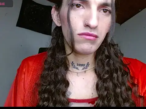 scarlett_crastrawberry - Scarlett_crastrawberry's free webcam - UK Sex Cams