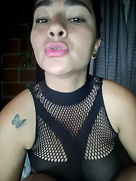 Webcam Model (alison_villalobo) is live