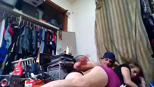 slinginbigd (G milf) - CLOUDS