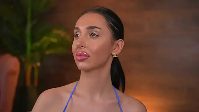 kairaandrews (F young) - make me bounce on ur cock #RIDE 🤠