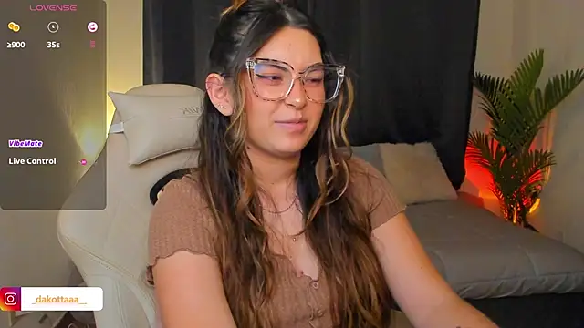 dakottaa_ (Ask my age) - ❤ Happy day  ❤