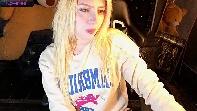 kitty_fox_b - Kitty_fox_b's free webcam - UK Sex Cams