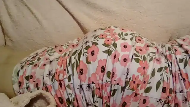 beautylovess - Beautylovess's free webcam - UK Sex Cams