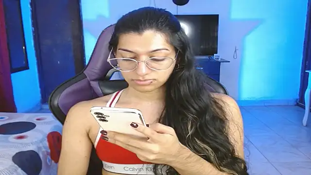 alanni_parker - Alanni_parker's free webcam - UK Sex Cams