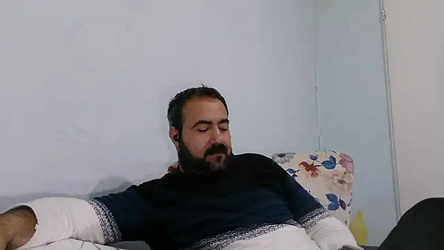 mio_jaks (Ask my age) - Does anyone want sperm? :wanker: