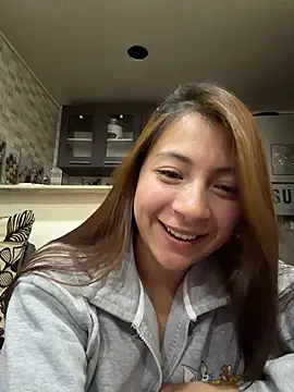 Webcam Model (Karlee_Grey1)  is live.Free join now!