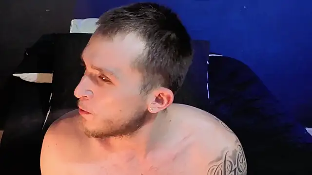 dylanwhite23_ - Dylanwhite23_'s free webcam