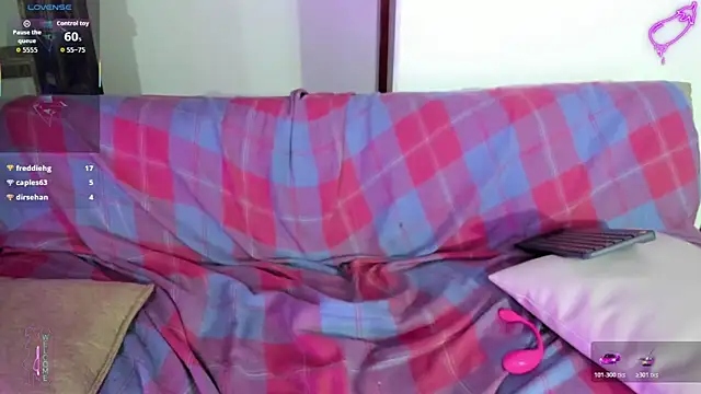 nikki__uwu - Nikki__uwu's free webcam