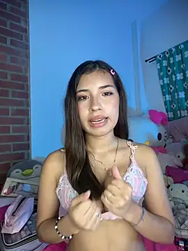 Webcam Model (Selesumii) is live