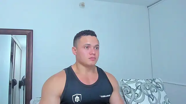 Live sex cam di KingLevi01