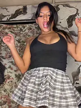 BrunetteBliss69