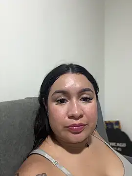 Pretty_Isadora live cam profile