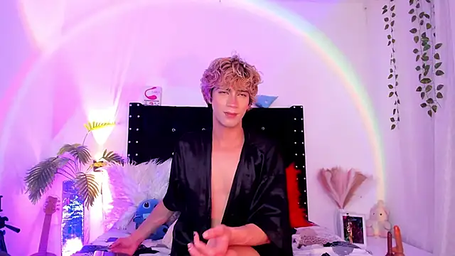 Cooperrosscute233 live sex cam