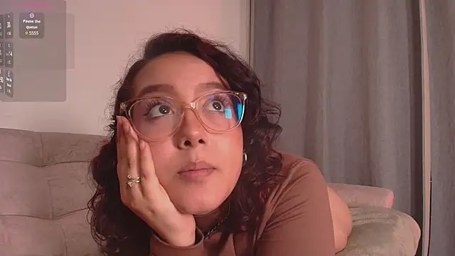 kittysophie_ - Kittysophie_'s free webcam - UK Sex Cams