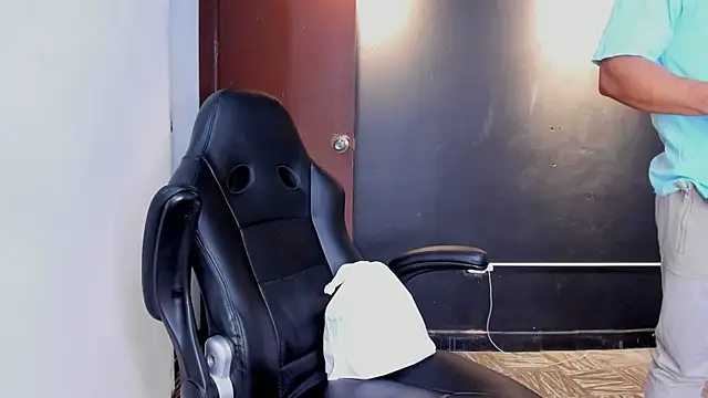 Floyd212_Vibes live sex cam