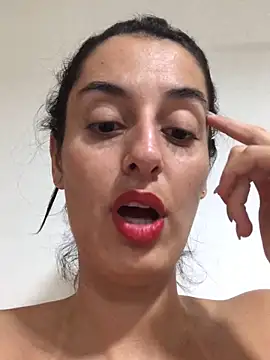 Catmila94 live sex cam